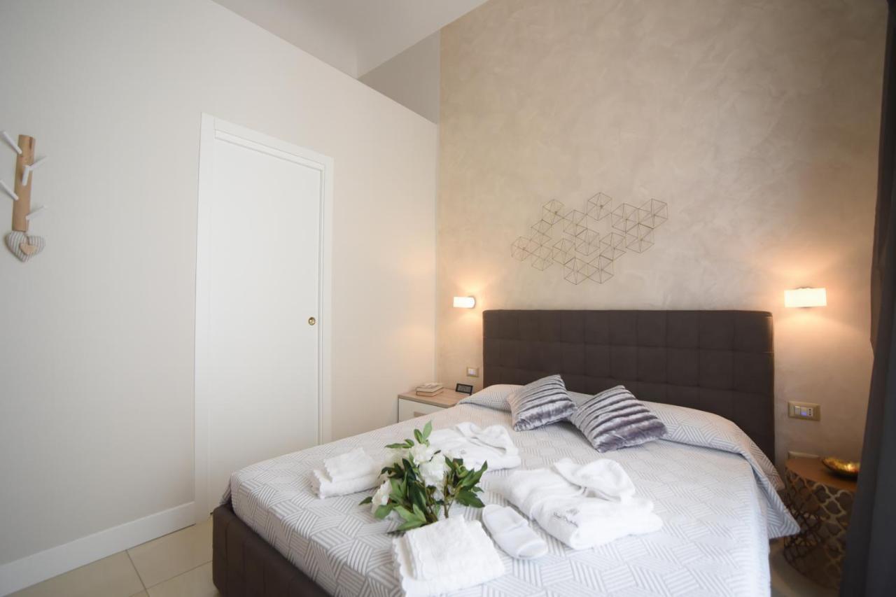 Casa Felice Suite Room Taranto Eksteriør billede